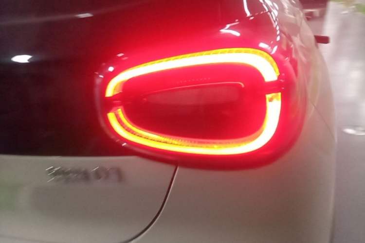 Used Dongfeng NAMMI 01 2024 New Edition 330 Plus Smart+ Right Rear Taillight