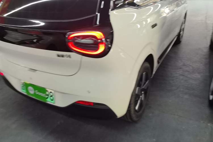 Used Dongfeng NAMMI 01 2024 New Edition 330 Air Right Rear Taillight