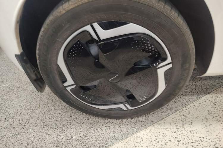 Used Dongfeng NAMMI 01 2024 330 Plus Right Rear Wheel Hub