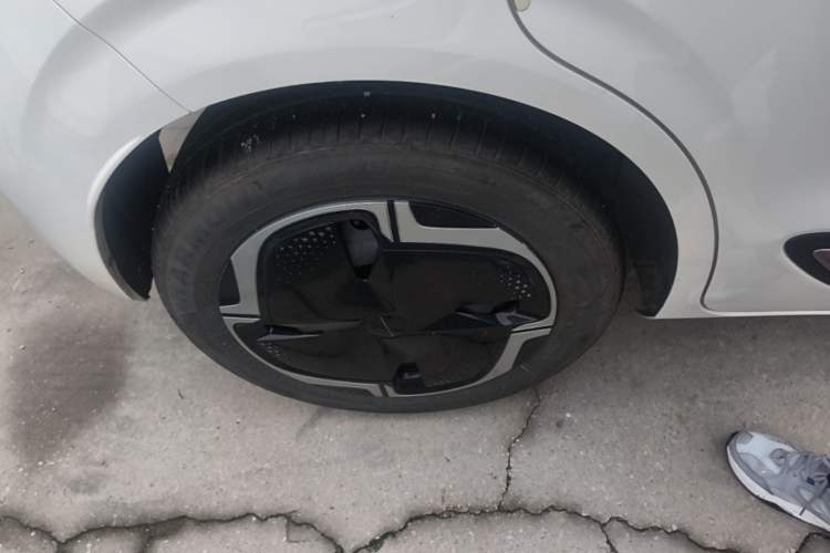 Used Dongfeng NAMMI 01 2024 330 Plus Smart+ Right Rear Wheel Hub