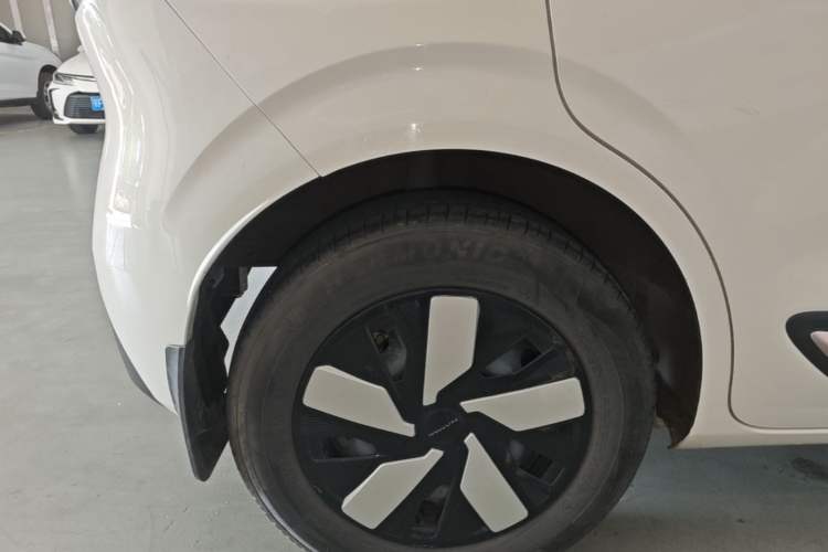 Used Dongfeng NAMMI 01 2024 330 Lite Right Rear Wheel Hub