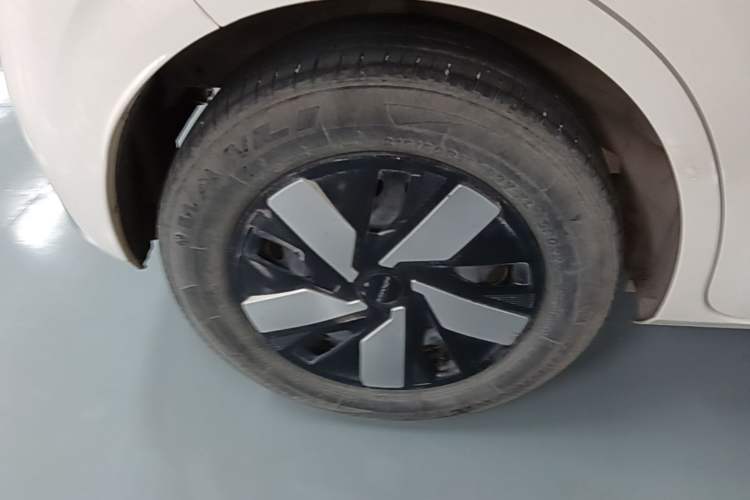 Used Dongfeng NAMMI 01 2024 430 Air Right Rear Wheel Hub