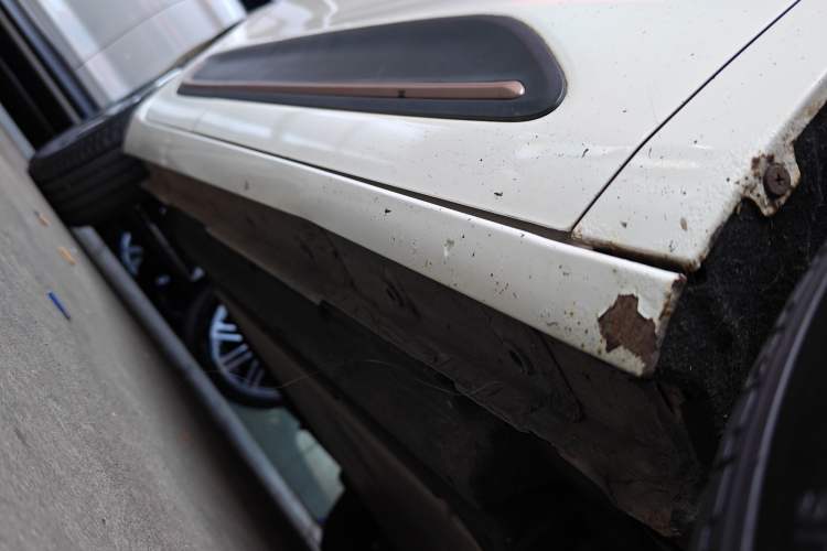Used Dongfeng NAMMI 01 2024 330 Air Right Side Sill