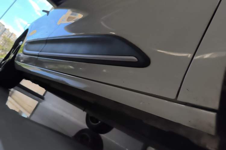 Used Dongfeng NAMMI 01 2024 430 Plus Smart+ Right Side Sill