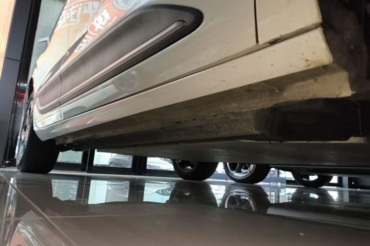 Used Dongfeng NAMMI 01 2024 430 Plus Smart+ Right Side Sill