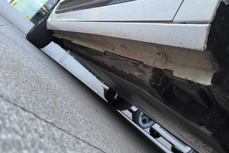 Used Dongfeng NAMMI 01 2024 New Edition 430 Plus Smart+ Right Side Sill