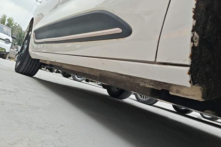 Used Dongfeng NAMMI 01 2024 430 Plus Smart+ Right Side Sill