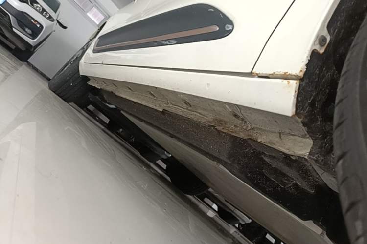 Used Dongfeng NAMMI 01 2024 330 Plus Right Side Sill