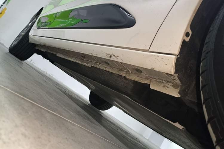 Used Dongfeng NAMMI 01 2024 Co-Creation Edition – Co-Creation WE Version Right Side Sill
