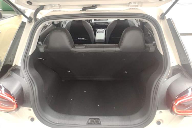 Used Dongfeng NAMMI 01 2024 330 Plus Trunk