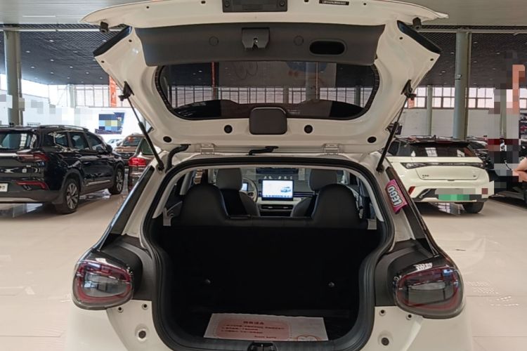 Used Dongfeng NAMMI 01 2024 New Edition 330 Plus Smart+ Trunk