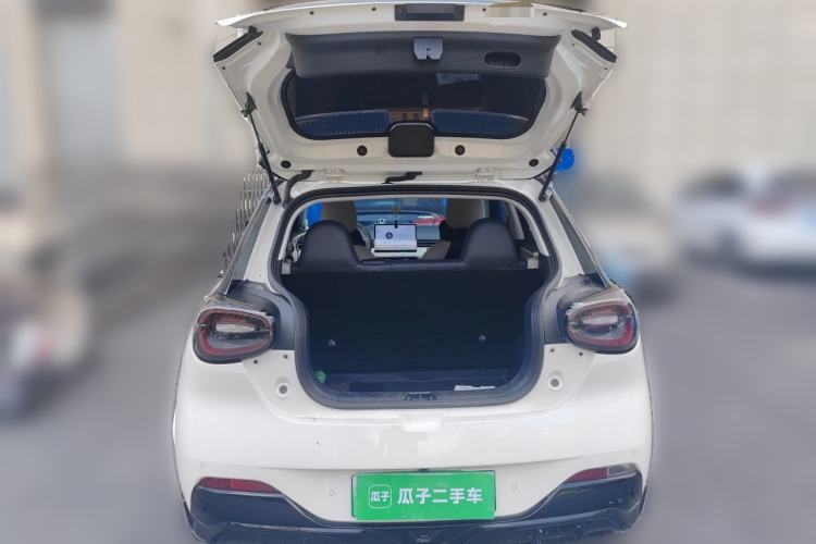 Used Dongfeng NAMMI 01 2024 Co-Creation Edition – Co-Creation WE Version Trunk