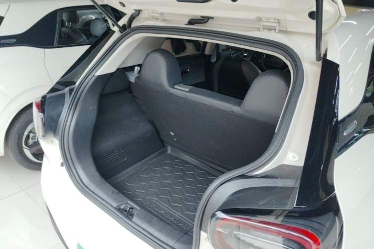 Used Dongfeng NAMMI 01 2024 New Edition 430 Plus Smart+ Trunk