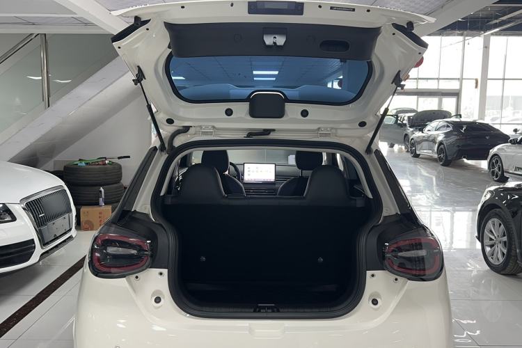 Used Dongfeng NAMMI 01 2024 New Edition 330 Air Trunk