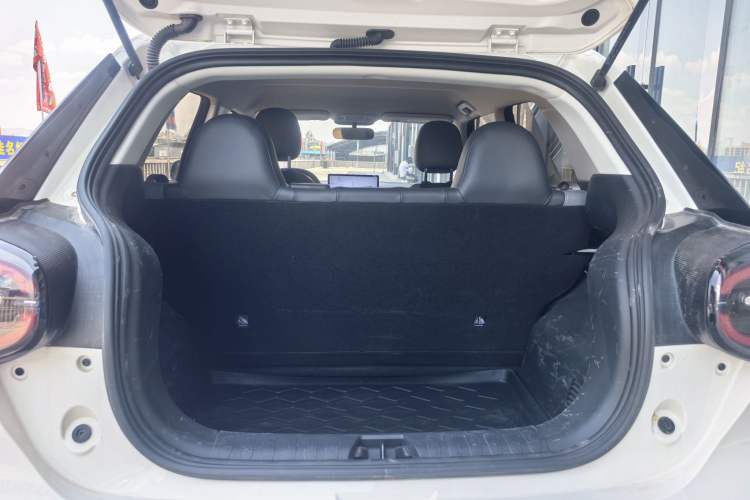 Used Dongfeng NAMMI 01 2024 New Edition 330 Air Trunk