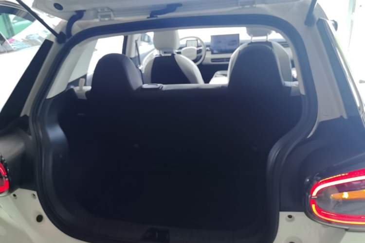 Used Dongfeng NAMMI 01 2024 New Edition 430 Plus Smart+ Trunk