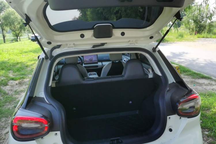 Used Dongfeng NAMMI 01 2024 New Edition 330 Air Trunk