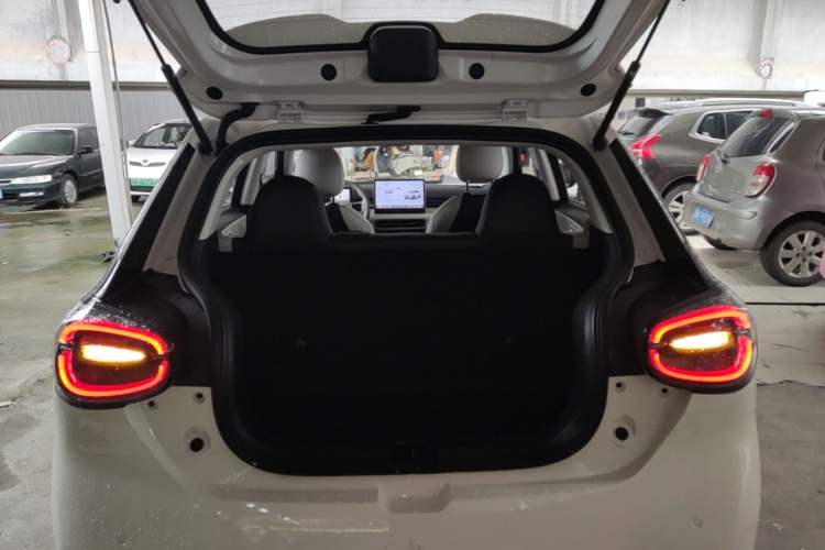Used Dongfeng NAMMI 01 2024 New Edition 430 Plus Smart+ Trunk