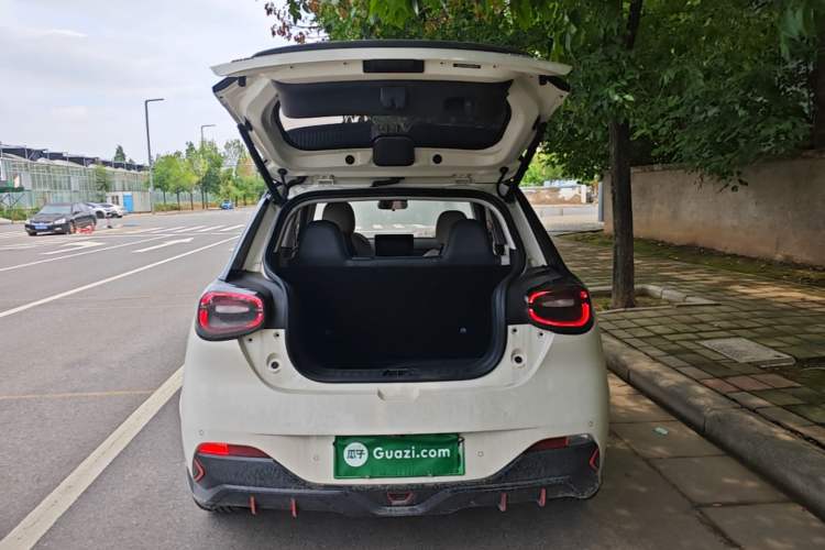 Used Dongfeng NAMMI 01 2024 Co-Creation Edition – Co-Creation WE Version Trunk