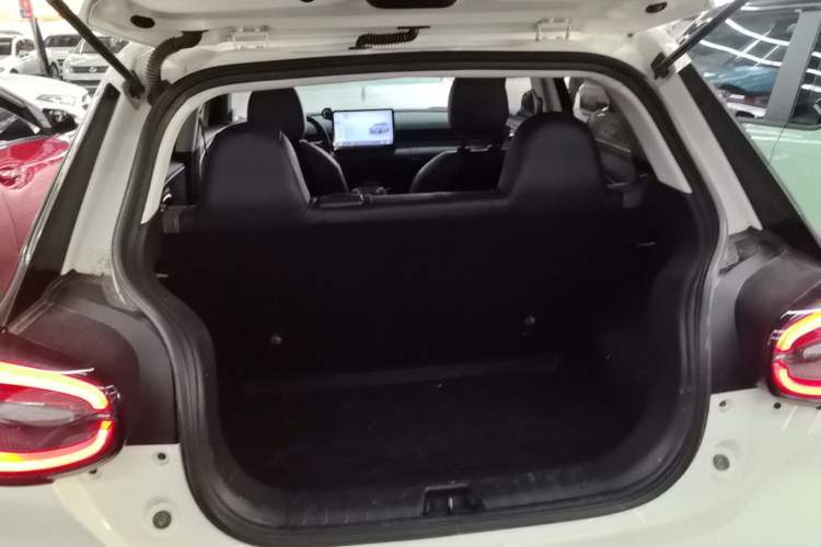 Used Dongfeng NAMMI 01 2024 New Edition 330 Air Trunk