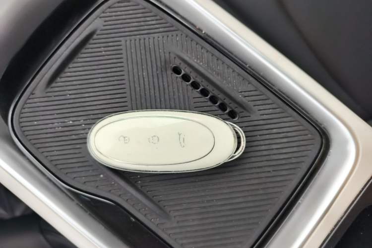 Used Dongfeng NAMMI 01 2024 330 Plus Smart+ Vehicle Key