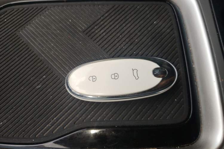 Used Dongfeng NAMMI 01 2024 New Edition 330 Air Vehicle Key