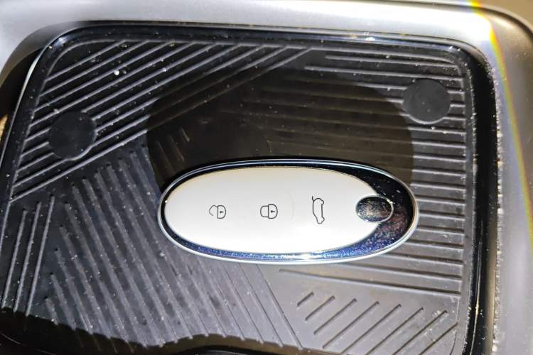 Used Dongfeng NAMMI 01 2024 330 Lite Vehicle Key