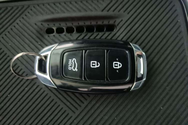 Used Dongfeng NAMMI 01 2024 330 Plus Vehicle Key