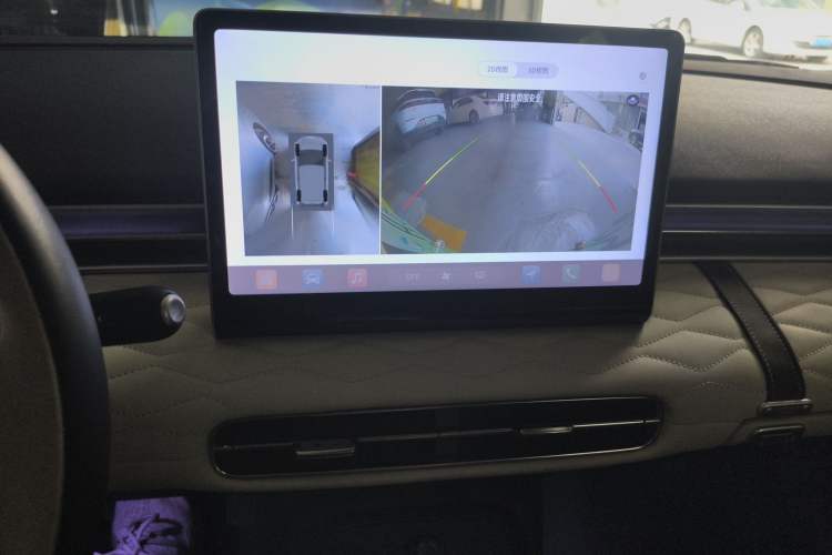 Used Dongfeng NAMMI 01 2024 New Edition 430 Plus Smart+ Audio And AC Panel