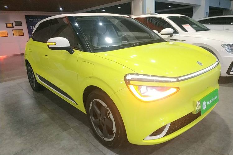 Used Dongfeng NAMMI 01 2024 430 Plus Smart+ Front Right 45 Deg
