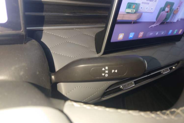 Used Dongfeng NAMMI 01 2024 330 Plus Gear Lever