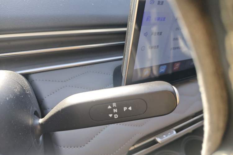 Used Dongfeng NAMMI 01 2024 330 Plus Smart+ Gear Lever