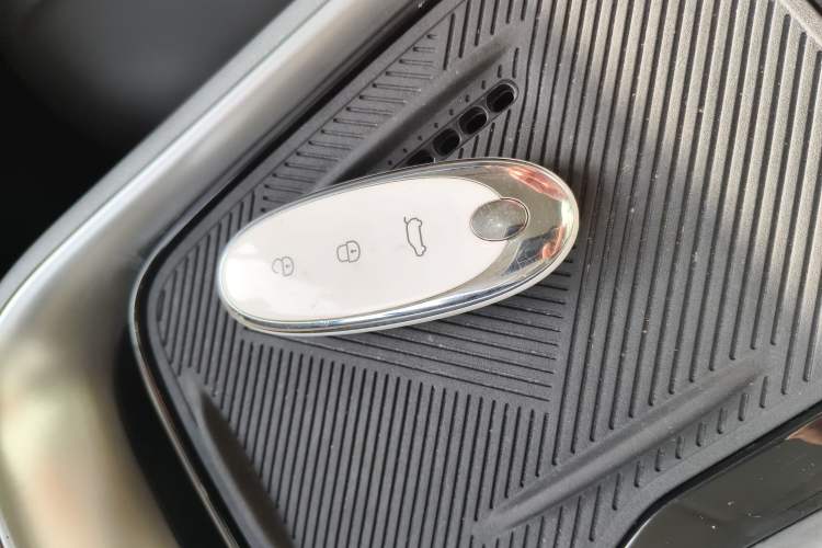 Used Dongfeng NAMMI 01 2024 430 Max Smart+ Interior 1