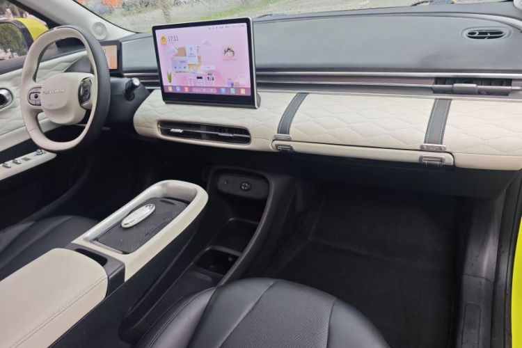 Used Dongfeng NAMMI 01 2024 430 Max Smart+ Interior 3