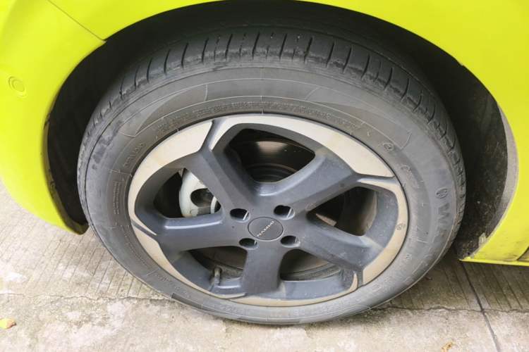 Used Dongfeng NAMMI 01 2024 430 Max Smart+ Left Front Wheel Hub