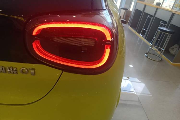 Used Dongfeng NAMMI 01 2024 430 Max Right Rear Taillight