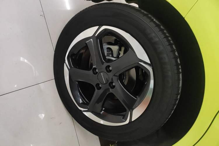 Used Dongfeng NAMMI 01 2024 430 Max Smart+ Right Rear Wheel Hub