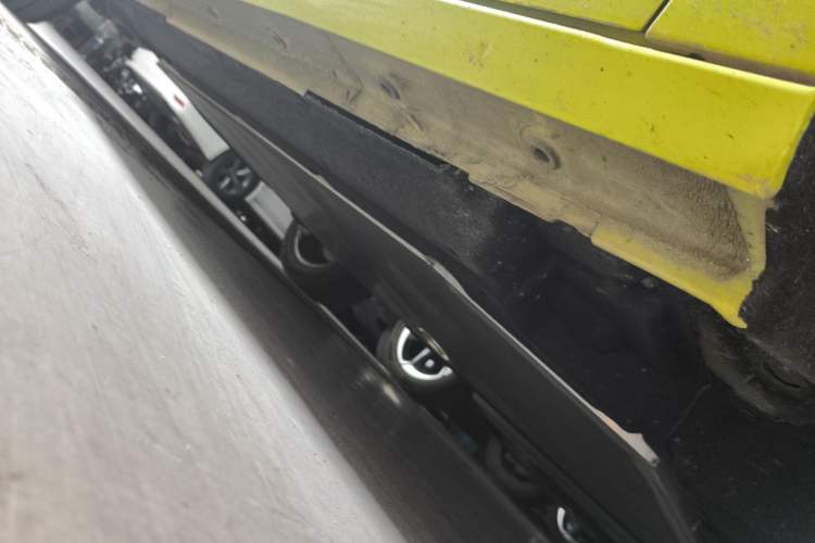 Used Dongfeng NAMMI 01 2024 New Edition 430 Plus Smart+ Right Side Sill