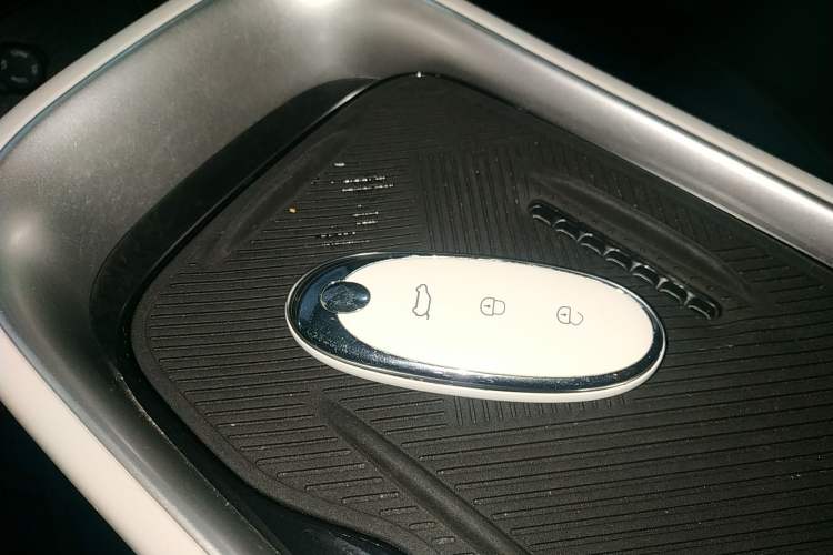 Used Dongfeng NAMMI 01 2024 430 Plus Smart+ Vehicle Key