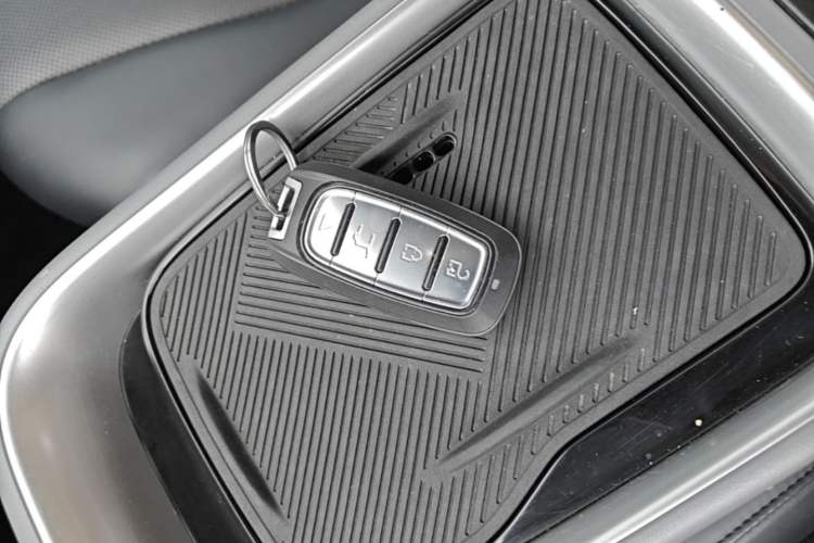 Used Dongfeng NAMMI 01 2024 430 Plus Smart+ Vehicle Key