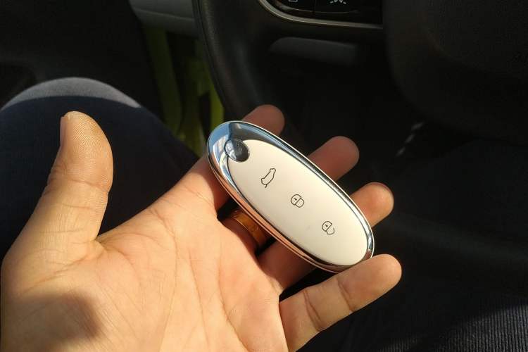 Used Dongfeng NAMMI 01 2024 330 Air Vehicle Key