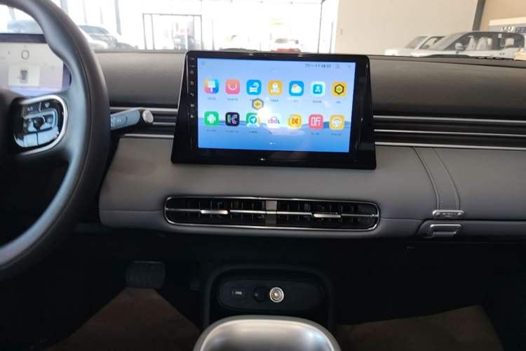 Used Dongfeng NAMMI 01 2025 330KM Youth Edition Audio And AC Panel