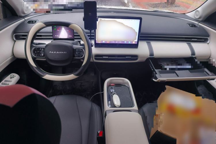 Used Dongfeng NAMMI 01 2025 330KM Youth Edition Center Console