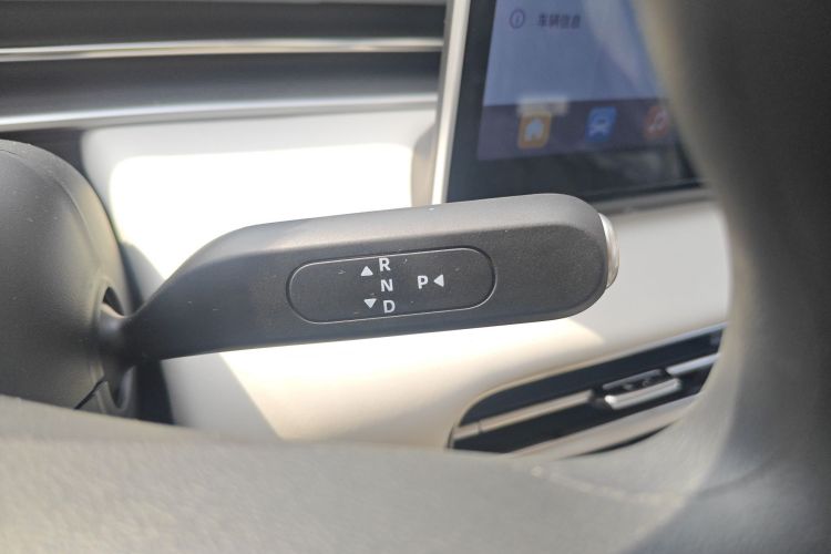 Used Dongfeng NAMMI 01 2025 330KM Youth Edition Gear Lever