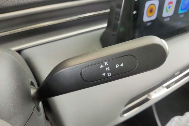 Used Dongfeng NAMMI 01 2025 330KM Youth Edition Gear Lever