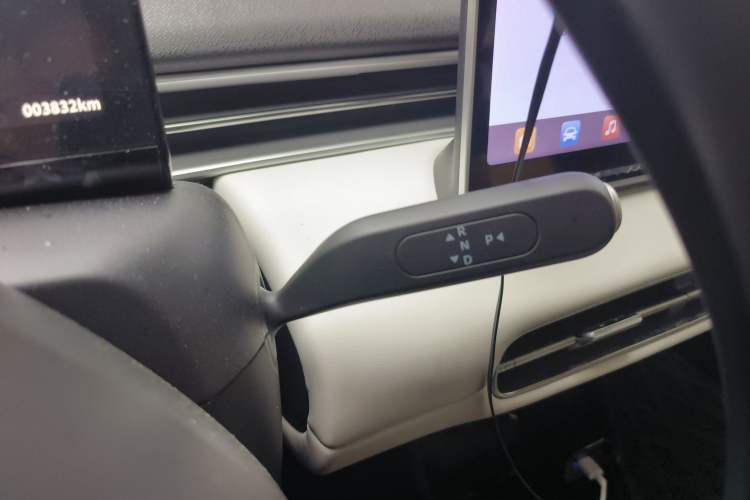 Used Dongfeng NAMMI 01 2025 330KM Youth Edition Gear Lever