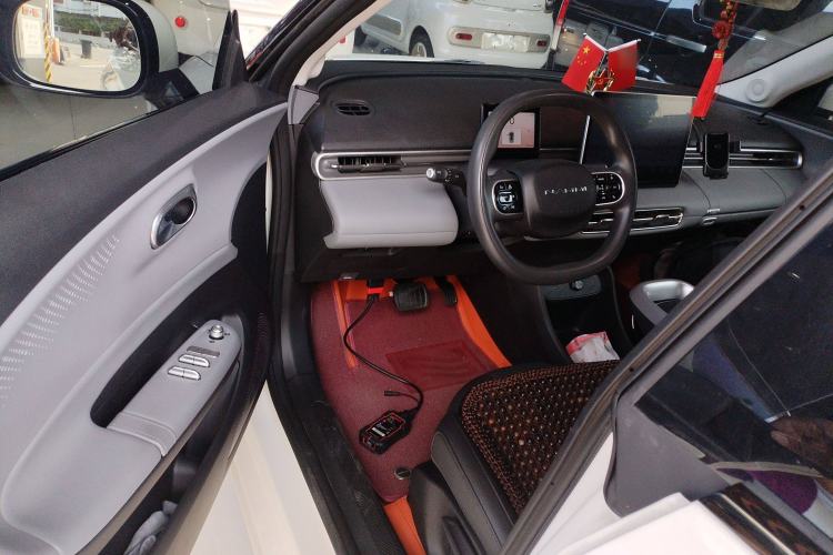Used Dongfeng NAMMI 01 2025 330KM Youth Edition Interior 3