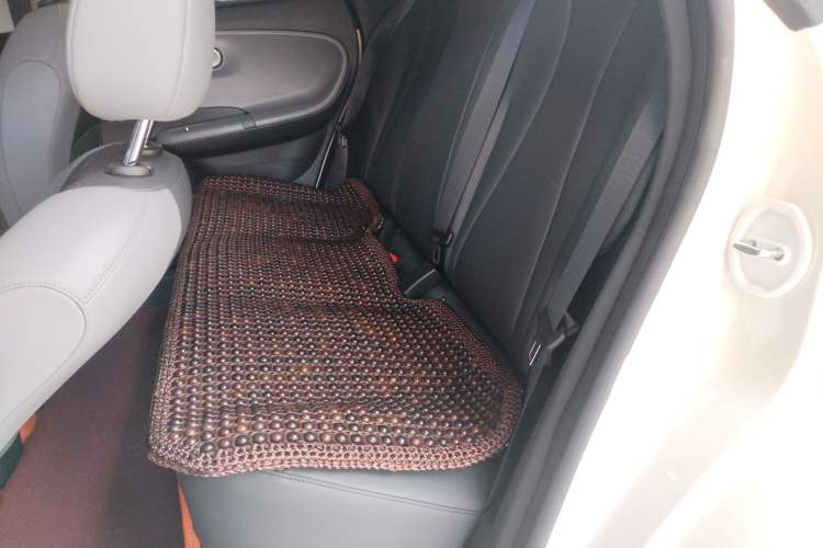 Used Dongfeng NAMMI 01 2025 330KM Youth Edition Interior 4