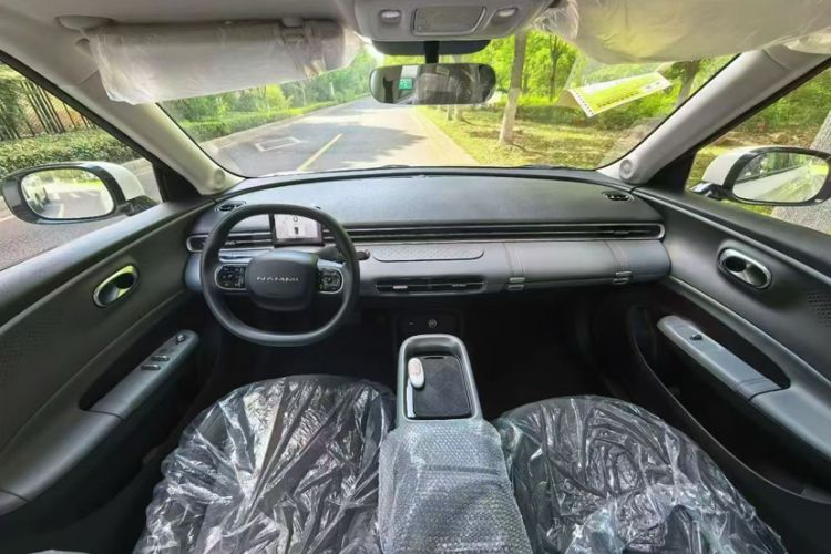 Used Dongfeng NAMMI 01 2025 330KM Youth Edition Interior 4