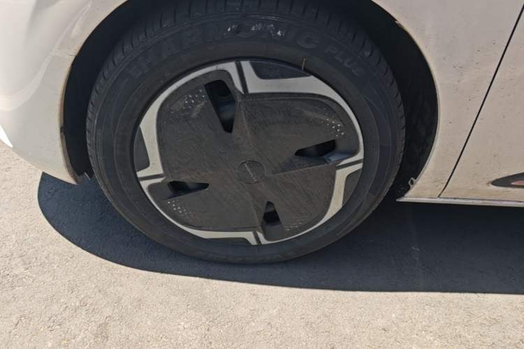 Used Dongfeng NAMMI 01 2025 330KM Youth Edition Left Front Wheel Hub